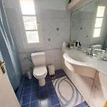 Arokaria House Apartament *