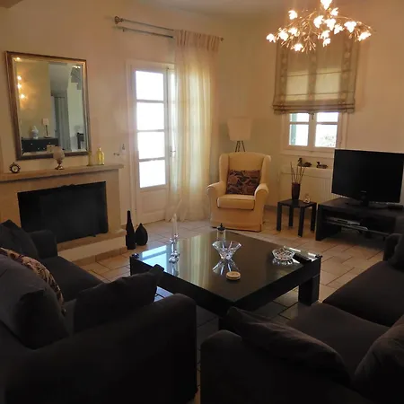 Apartamento Arokaria House