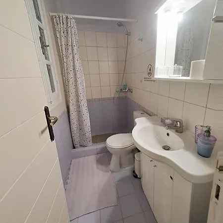 Arokaria House