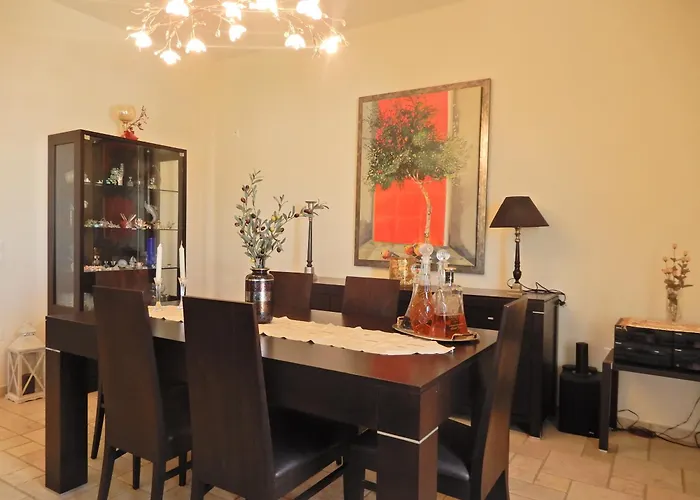 Arokaria House *